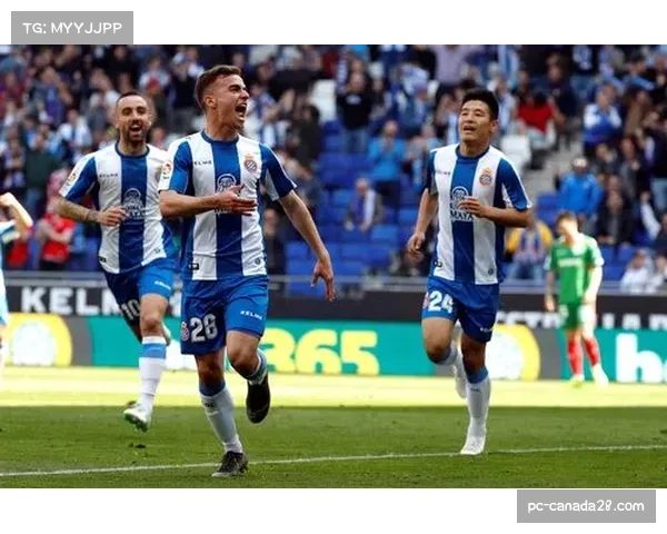 阿拉维斯佩德罗萨定位球调度助力进攻关键角色